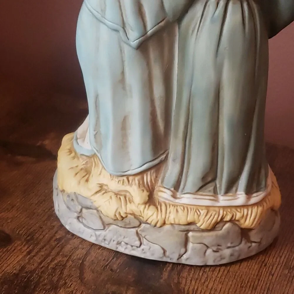 Midwest Importers Porcelain Nativity Music Box Plays Silent Night Christmas